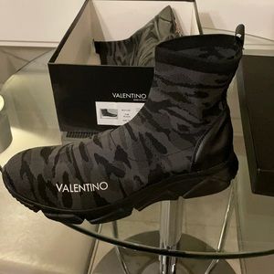 SOLD- Valentino shoes size 43